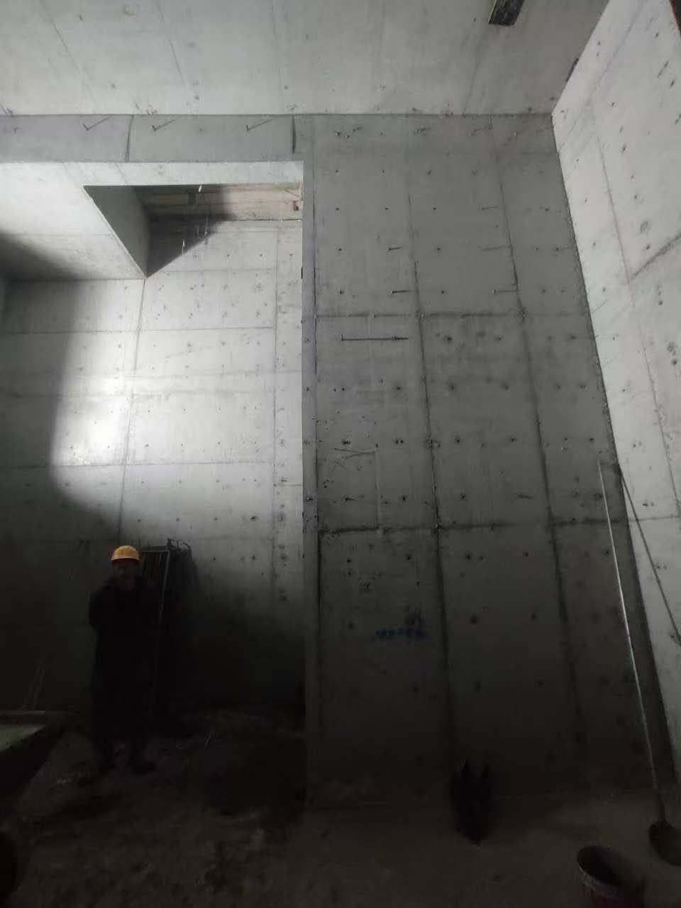 益阳墙上开槽钢筋断了有影响吗